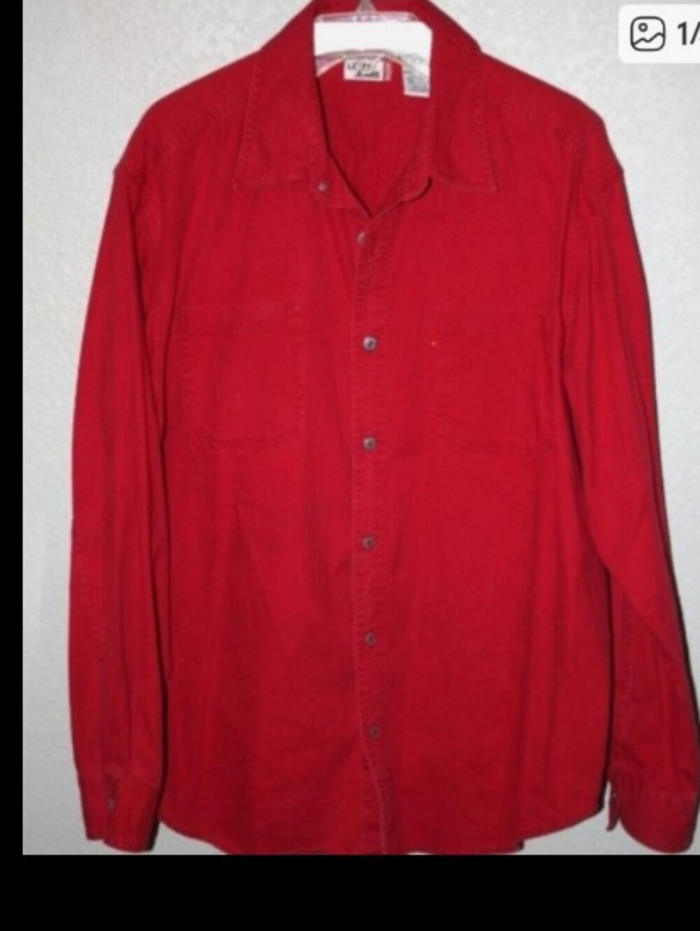 Levi's Red Men's Casual Button-Down Shirt